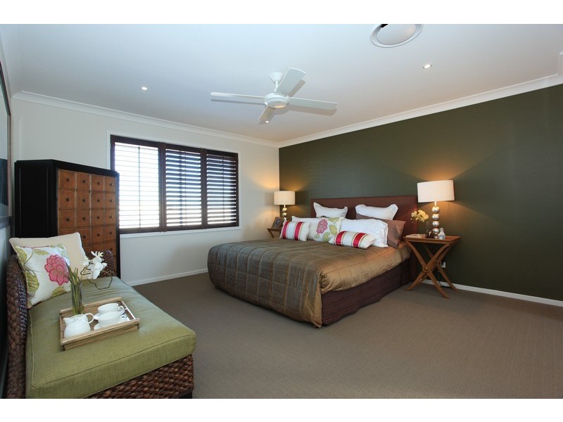 48 Williams Crescent, North Lakes QLD 4509