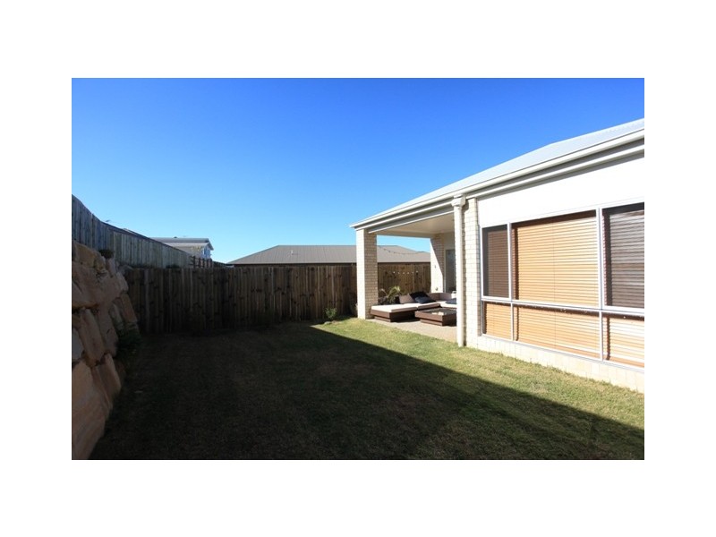 110 Nicklaus Parade, North Lakes QLD 4509