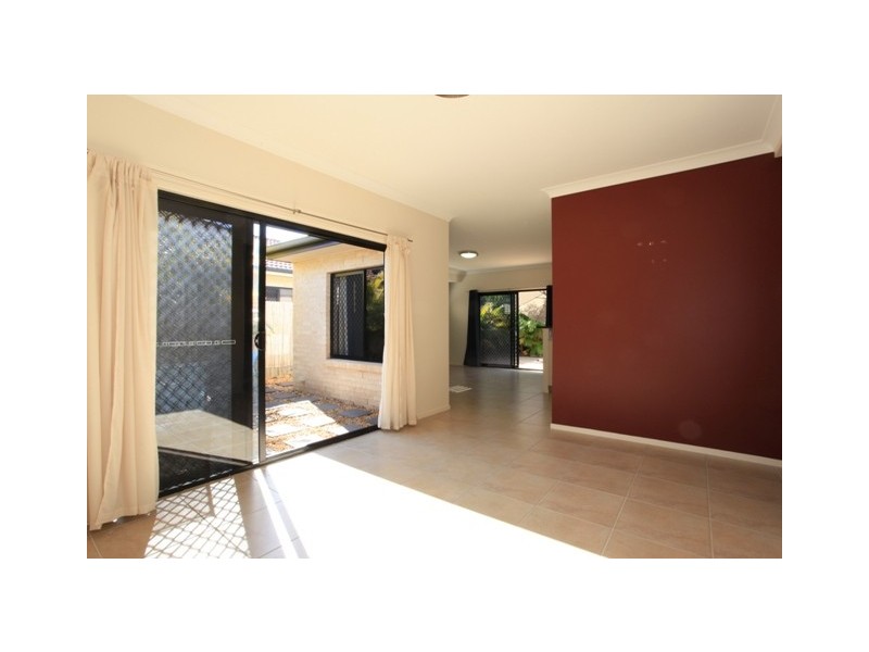 18 Hoya Close, North Lakes QLD 4509