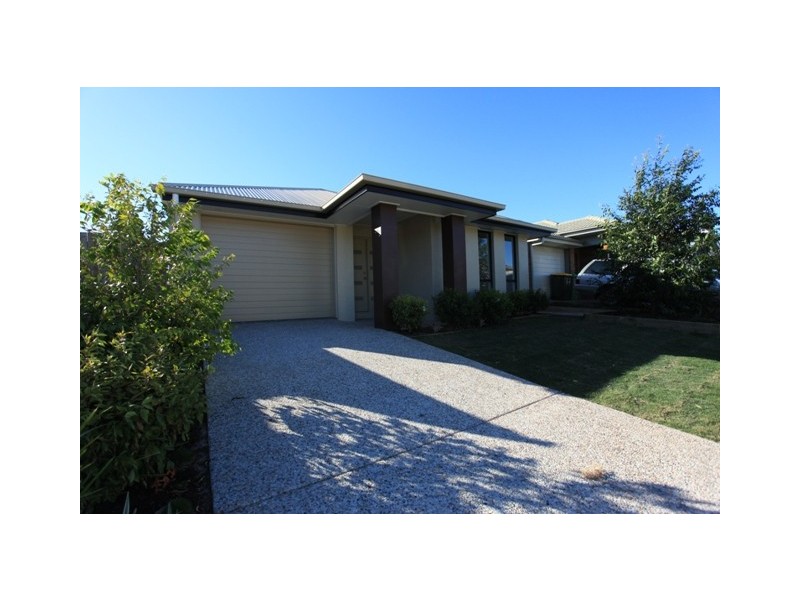 16 Kingdom Circuit, North Lakes QLD 4509