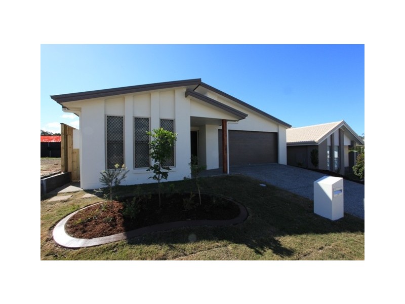 11 Bowerbird Crescent – ESSENCIA, Dakabin QLD 4503
