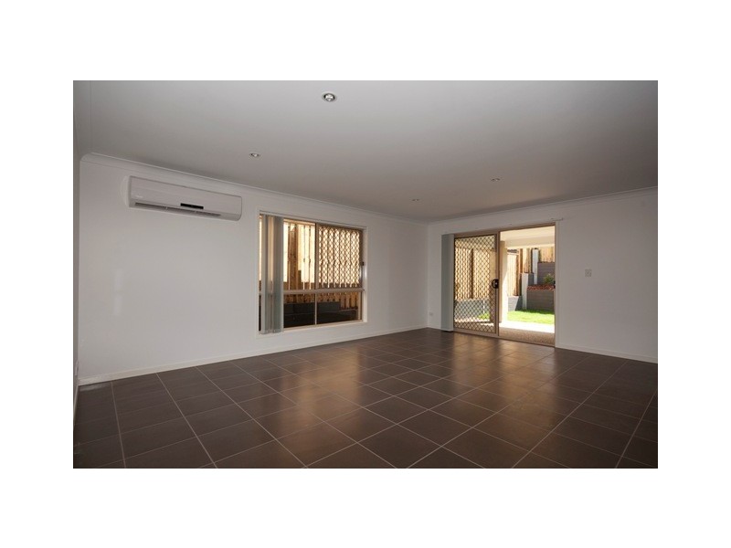 13 Bowerbird Crescent – ESSENCIA, Dakabin QLD 4503