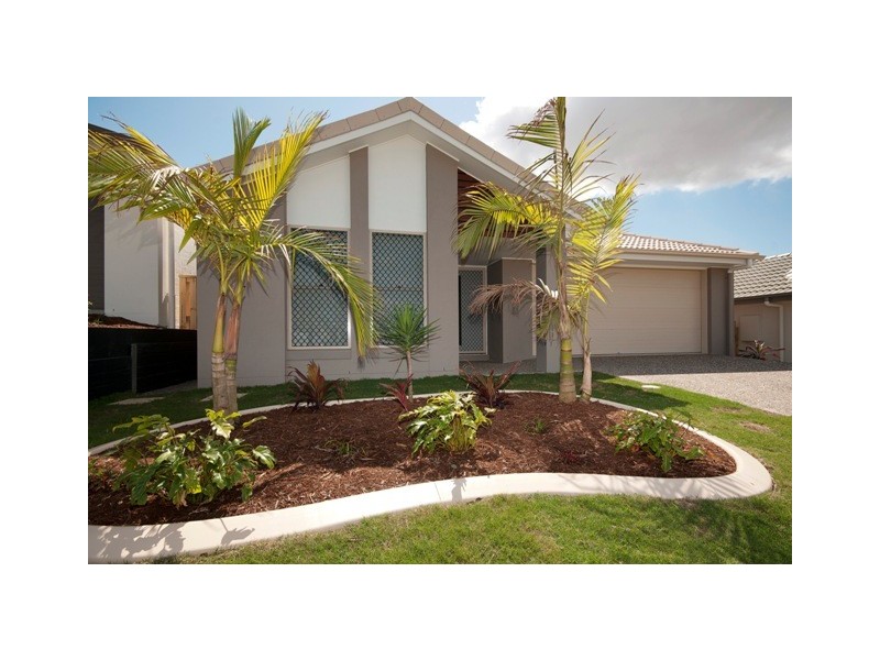 13 Bowerbird Crescent – ESSENCIA, Dakabin QLD 4503