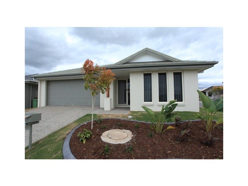 154 Nicklaus Parade, North Lakes QLD 4509