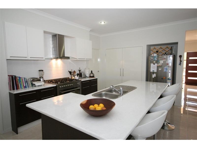 36 Lacebark Street, North Lakes QLD 4509