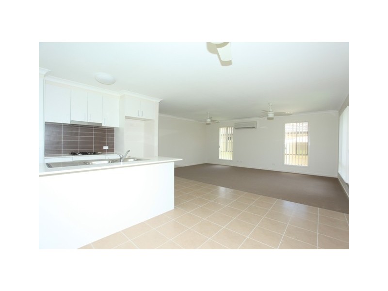119 Mackintosh Drive, North Lakes QLD 4509