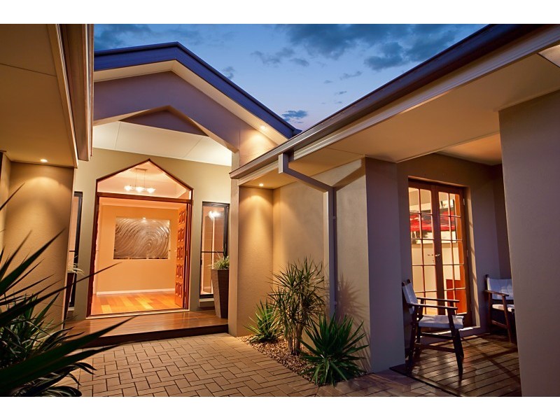 10 Jacana Parade, North Lakes QLD 4509