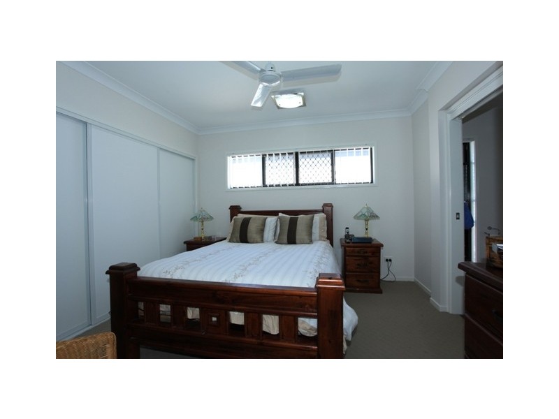 27 Merion Crescent, North Lakes QLD 4509
