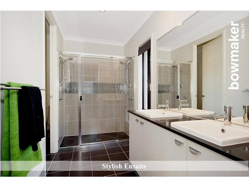 4 Menara Circuit, North Lakes QLD 4509
