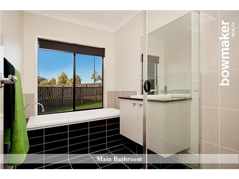 4 Menara Circuit, North Lakes QLD 4509