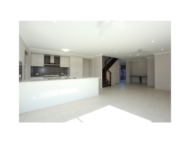 14 Hartley Crescent, North Lakes QLD 4509