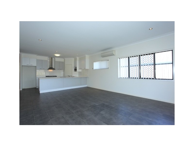 37 Astley Parade, North Lakes QLD 4509