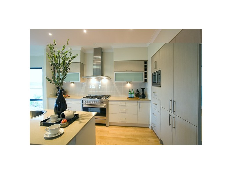 1 Eaton Close, North Lakes QLD 4509