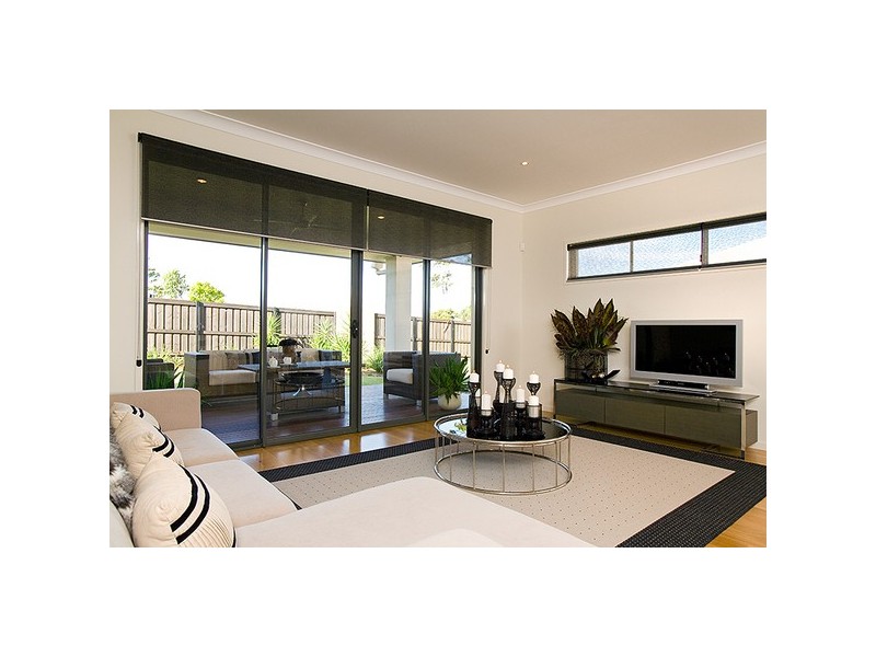 1 Eaton Close, North Lakes QLD 4509