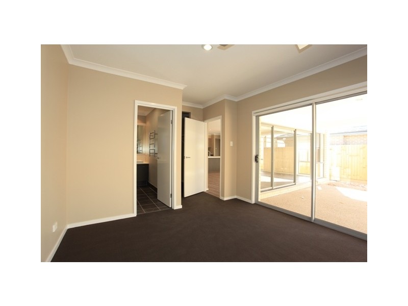 21 Melville Parade, North Lakes QLD 4509