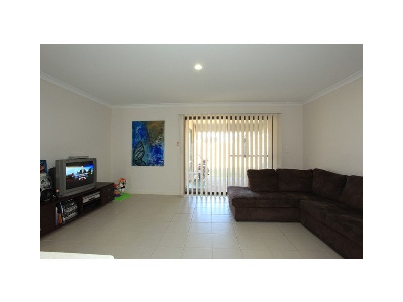 24 Shimao Crescent, North Lakes QLD 4509