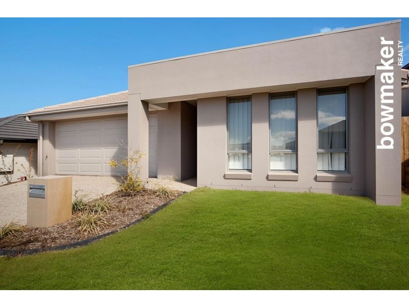 8 Dunes Crescent, North Lakes QLD 4509