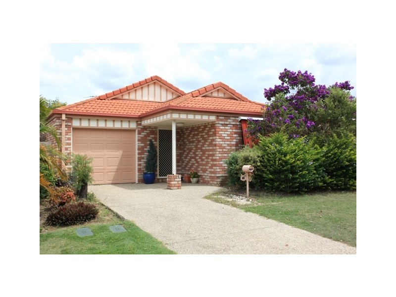 33 Southerden Drive, North Lakes QLD 4509