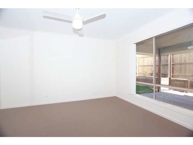 7 Williams Crescent, North Lakes QLD 4509