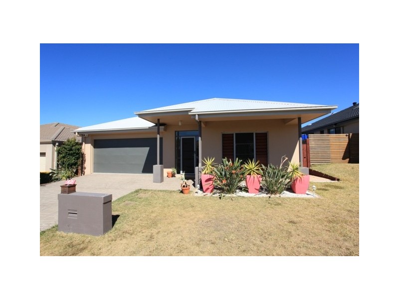 12 Pandorea Circuit, North Lakes QLD 4509