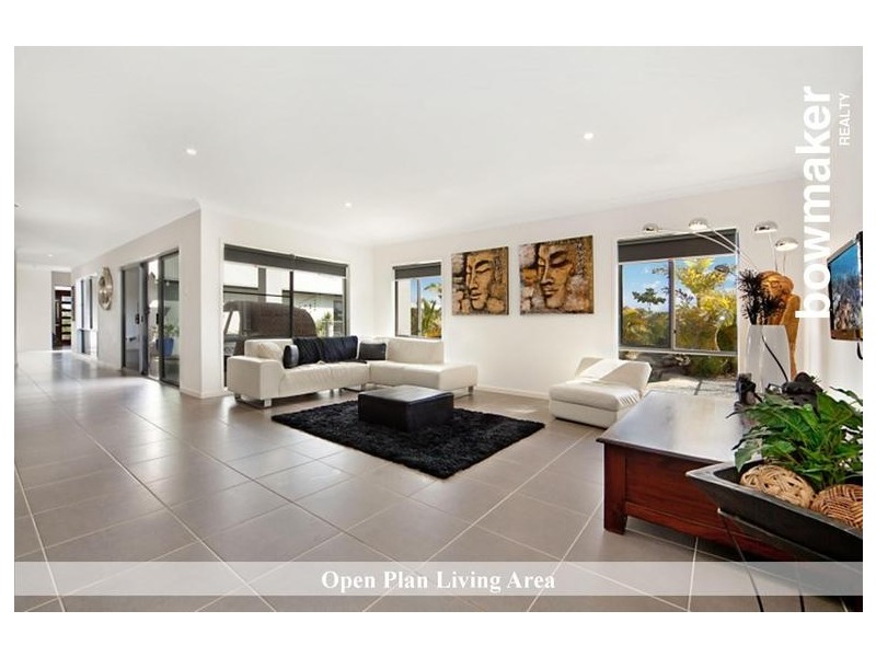 18 Sears Parade, North Lakes QLD 4509