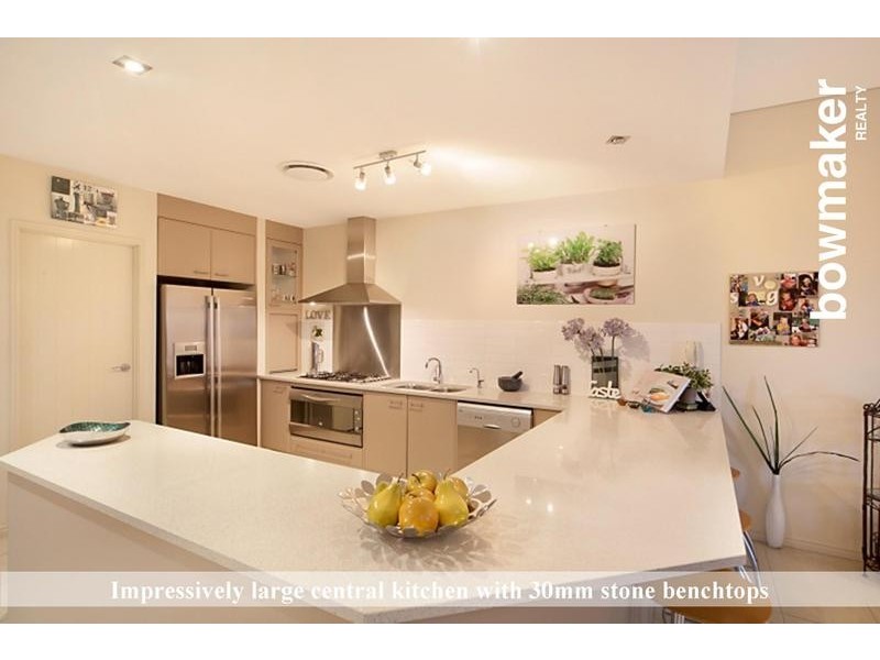 9 Thomson Close, North Lakes QLD 4509