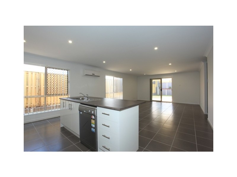 7 Kingfisher Street – “ESSENCIA”, Dakabin QLD 4503