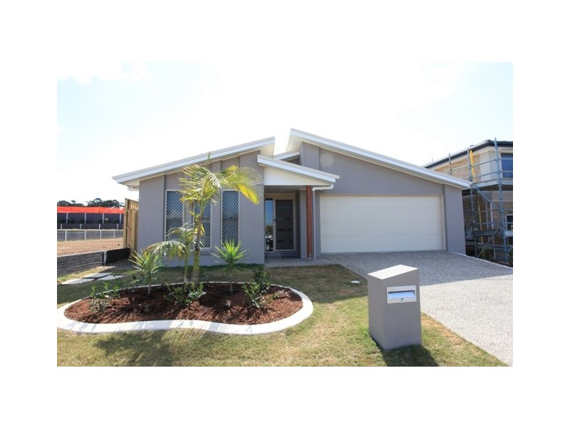 7 Kingfisher Street – “ESSENCIA”, Dakabin QLD 4503