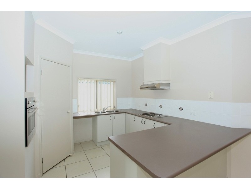 11 Kurrajong Circuit, North Lakes QLD 4509