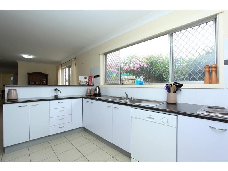 10 Finnegan Street, Rothwell QLD 4022