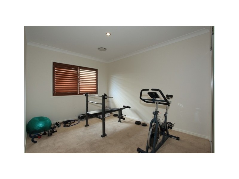 38 Williams Crescant, North Lakes QLD 4509