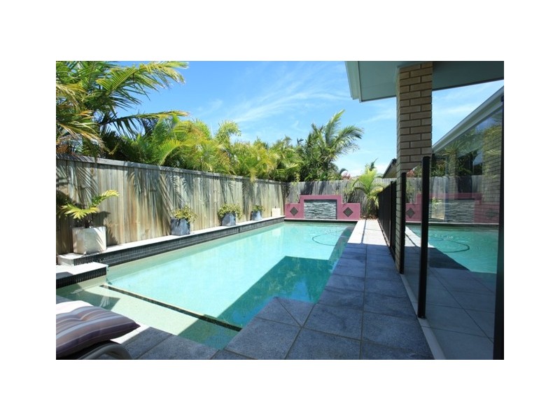 24 Gardenia Street, North Lakes QLD 4509