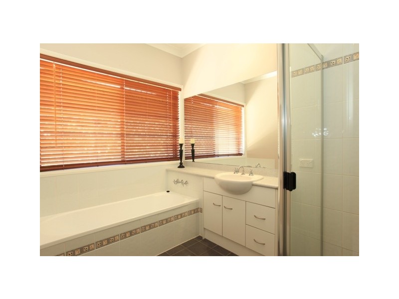 24 Gardenia Street, North Lakes QLD 4509