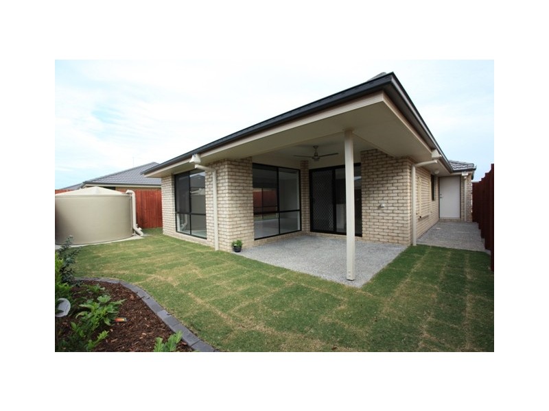 6 Magnetic Terrace, North Lakes QLD 4509