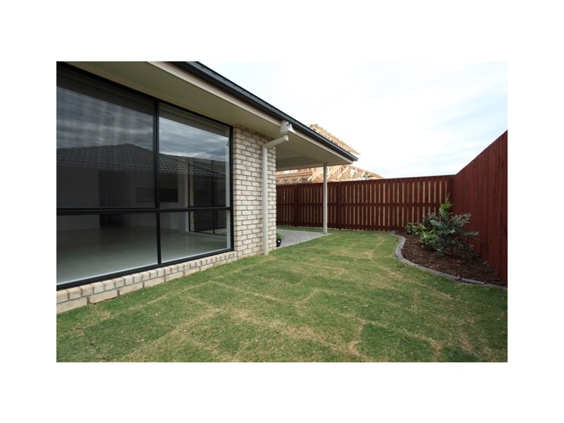 6 Magnetic Terrace, North Lakes QLD 4509