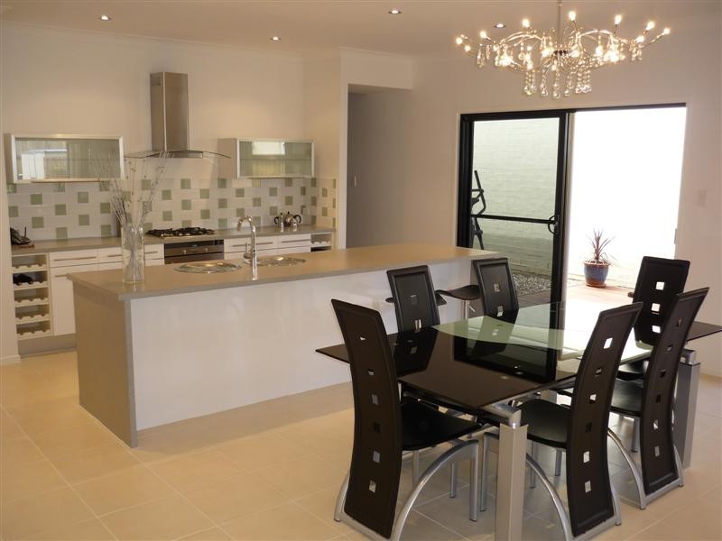 7 Wombat Parade, North Lakes QLD 4509