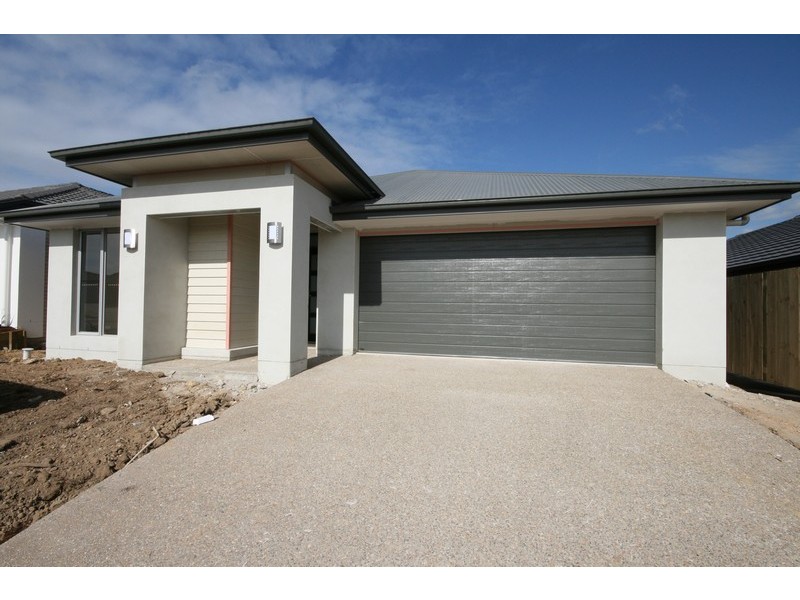 3 Melville Parade, North Lakes QLD 4509