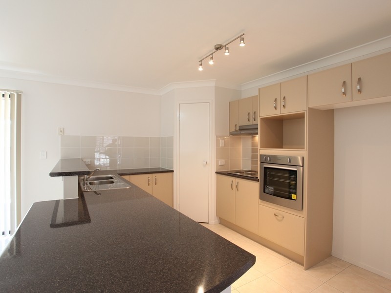 27 Sunstone Circuit, Mango Hill QLD 4509