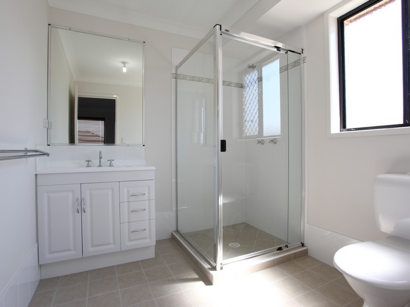 27 Sunstone Circuit, Mango Hill QLD 4509