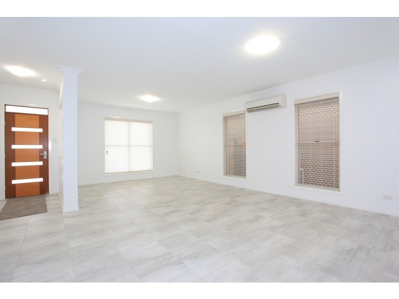 66 Mackintosh Drive, North Lakes QLD 4509