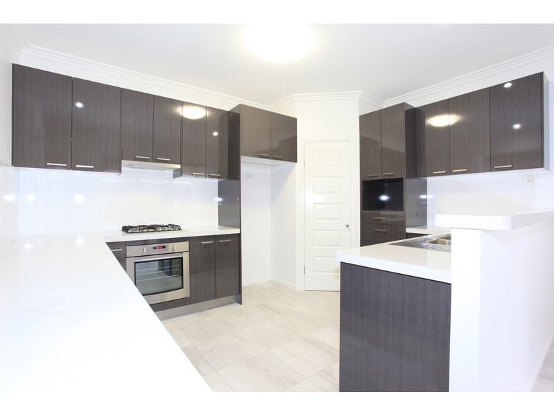 66 Mackintosh Drive, North Lakes QLD 4509