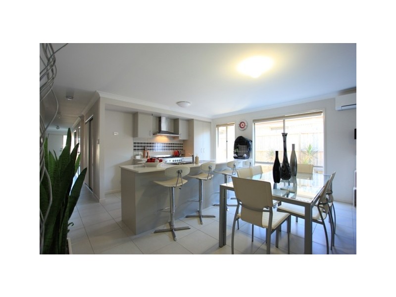 73 Daintree Circuit, North Lakes QLD 4509