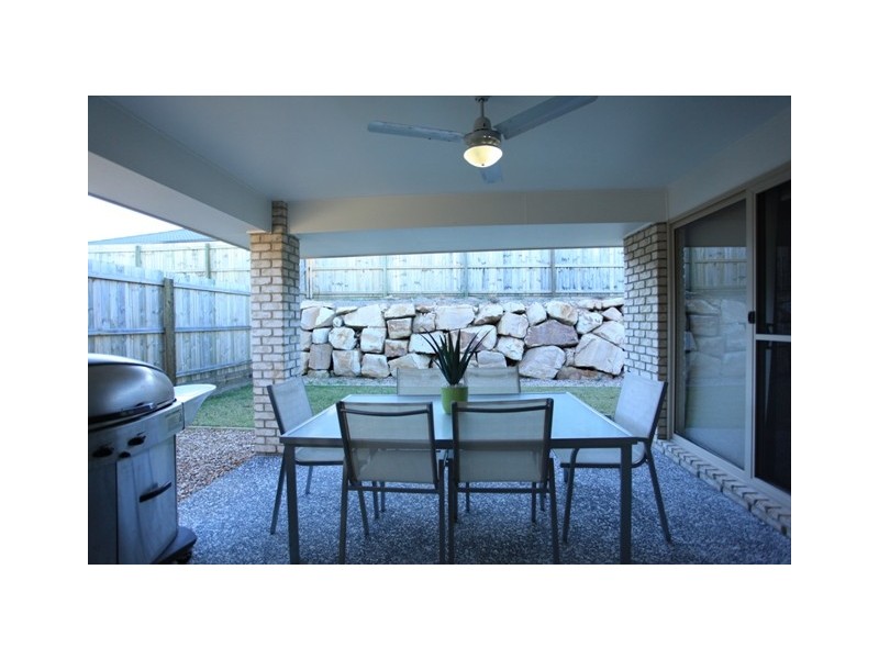 73 Daintree Circuit, North Lakes QLD 4509