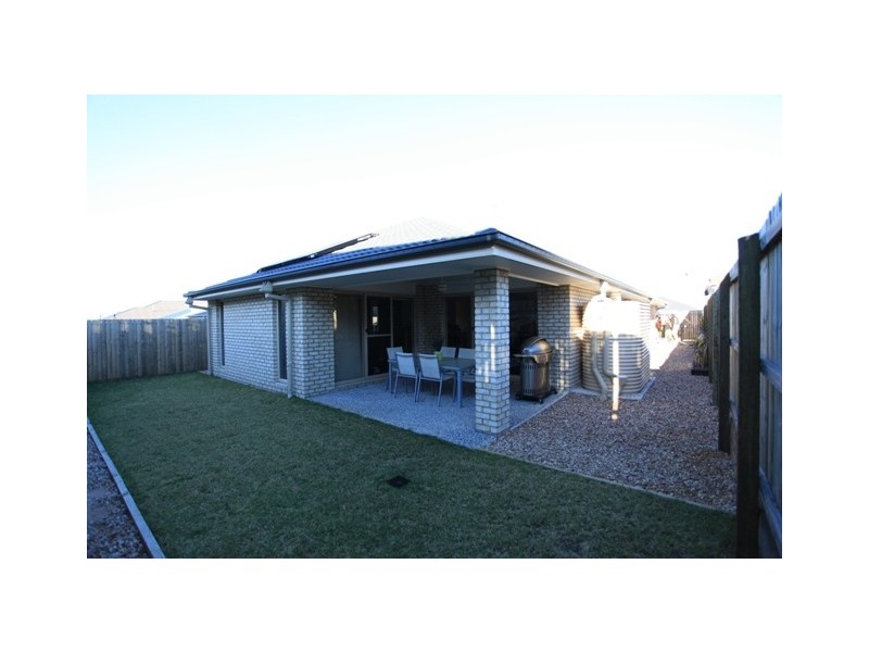 73 Daintree Circuit, North Lakes QLD 4509