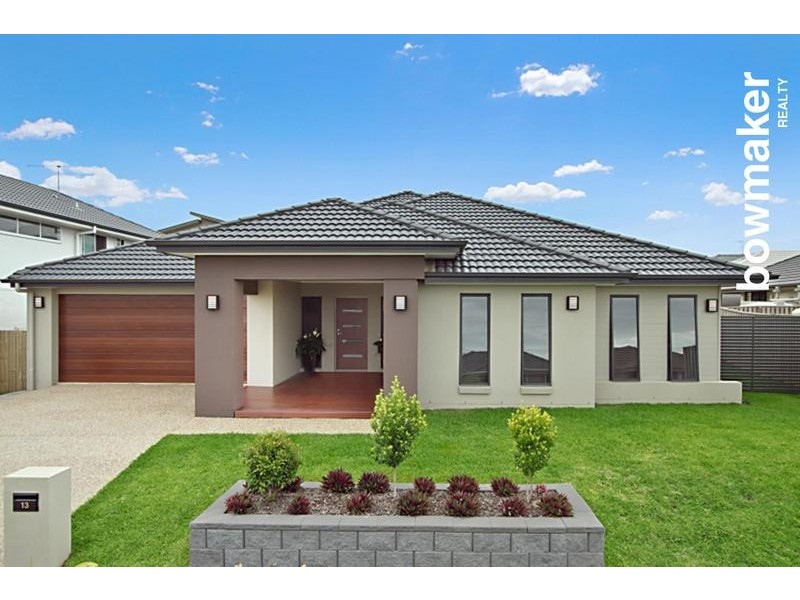 13 Severn Crescent, North Lakes QLD 4509