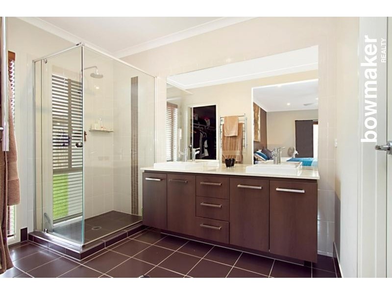 13 Severn Crescent, North Lakes QLD 4509