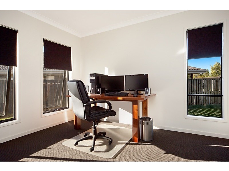 4 Menara Circuit, North Lakes QLD 4509