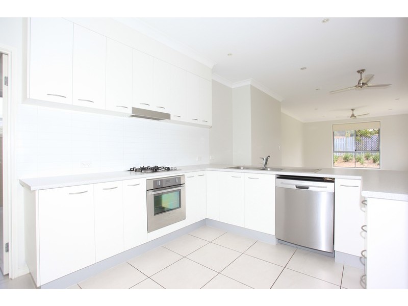 34 Peron Crescent, North Lakes QLD 4509