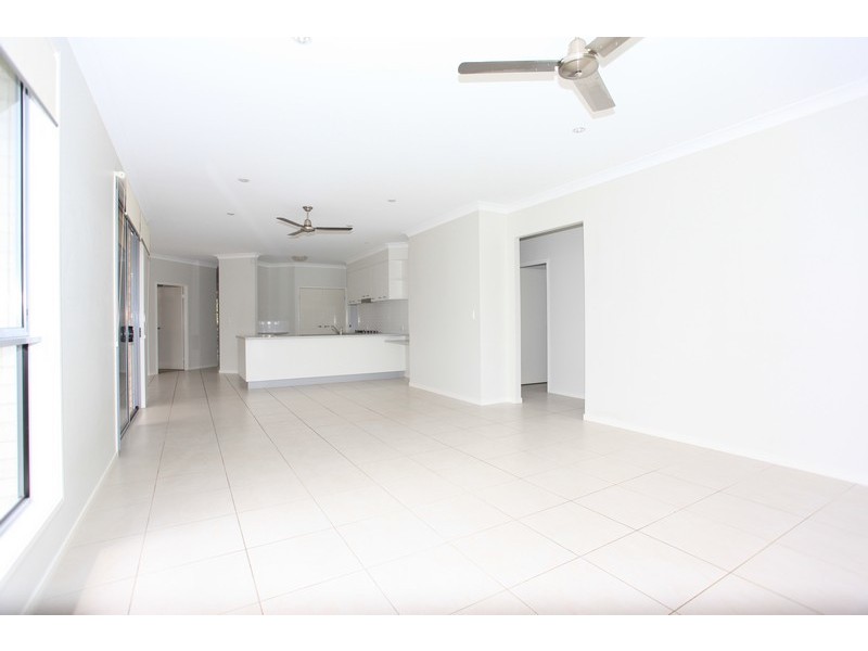 34 Peron Crescent, North Lakes QLD 4509