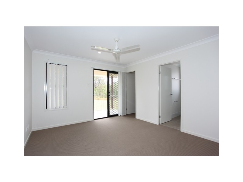 37 Bowerbird Crescent Essencia, Dakabin QLD 4503